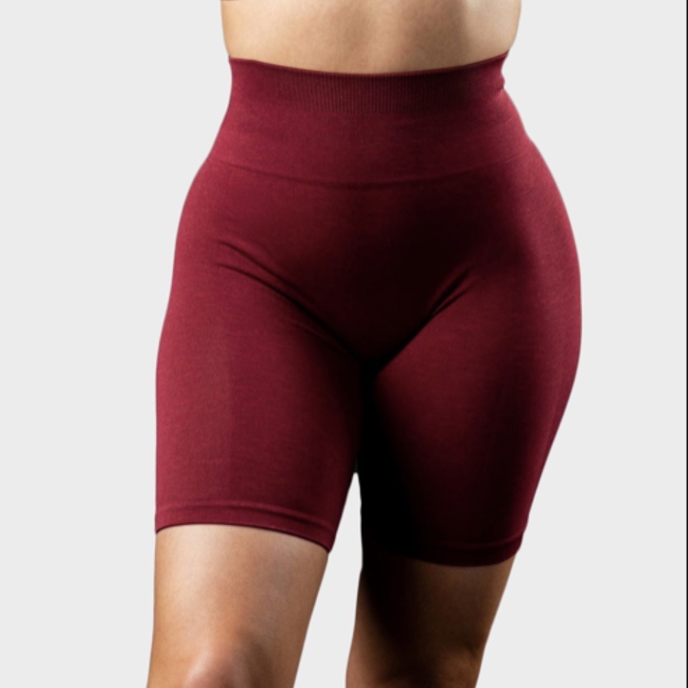 Alphalete Amplify Biker Short (S)  - Bordeux